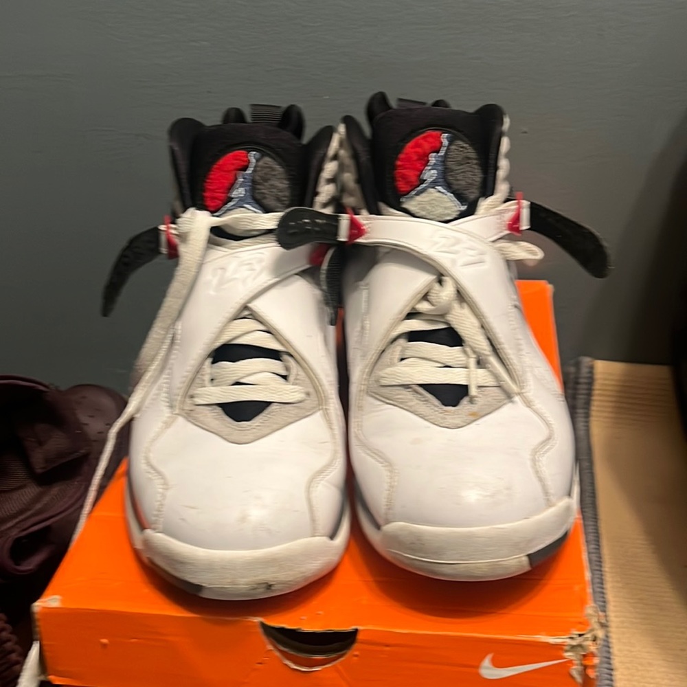 Jordan 8s
